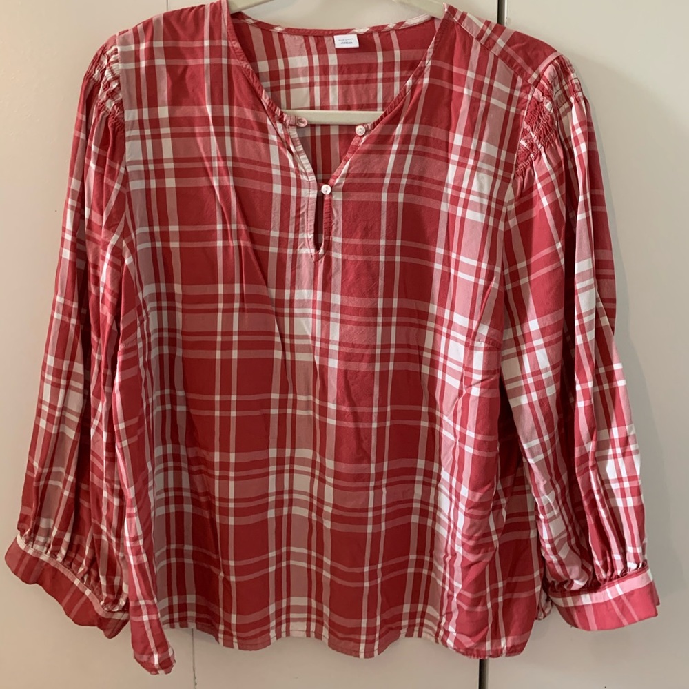 Pink blouse